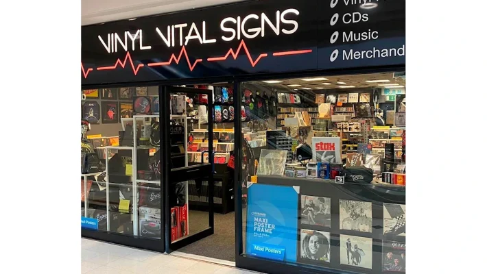 Vinyl Vital Signs - Eastgate Shopping Centre Store Front